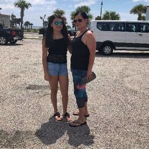 Meet your Posher, Roxanne